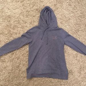 Vineyard Vines sweater